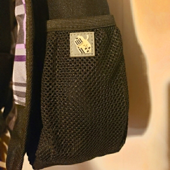 Roots Crossbody Organizer Bag Lavender Black Water Bottle Side Pouch Computer - Picture 8 of 12